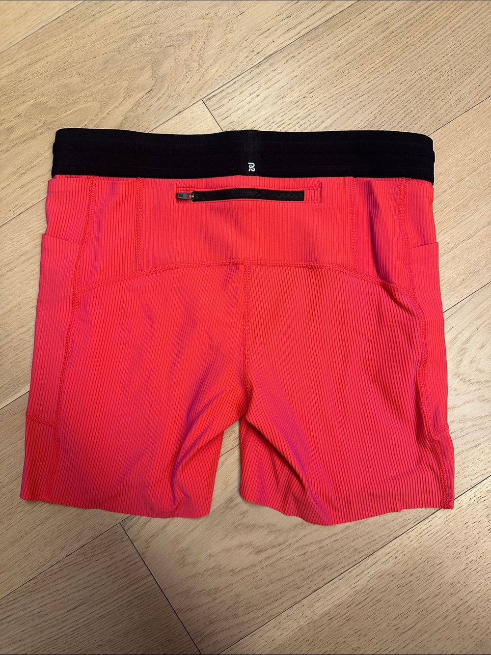 Bandit Cadence Shorts - size M - Picture 4 of 4